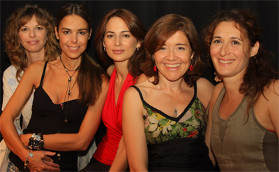 Gatas:Paloma Gmez, Blanca Oteyza, Cuca Escribianao, Maria Pujalte y Miriam Montilla